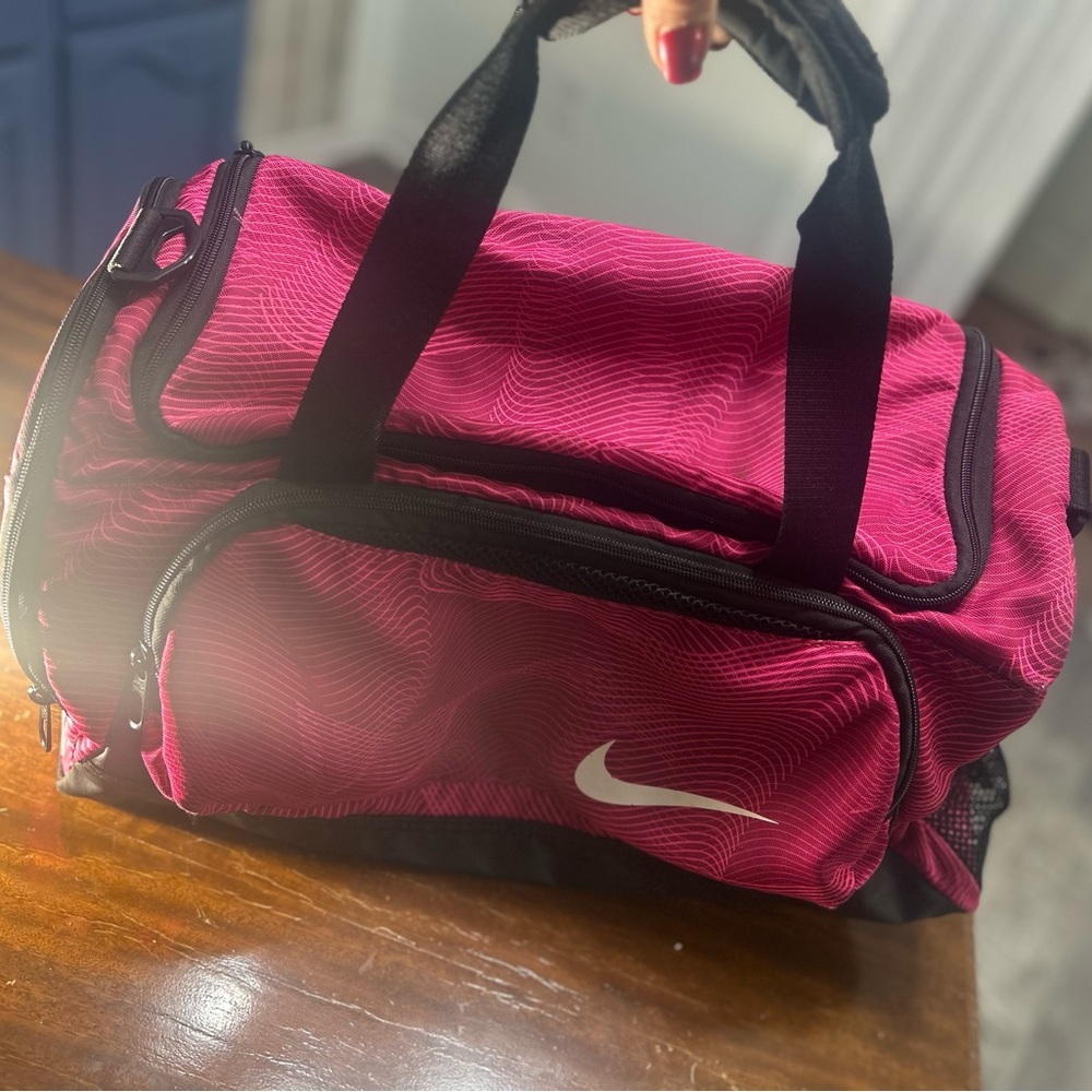 Nike Pink and Black Duffel Bag large tote gym bag